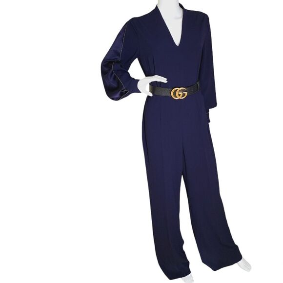 Escada  - Picture 8 of 11